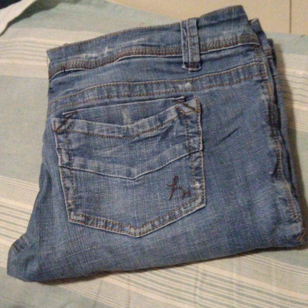 Hydraulic jeans